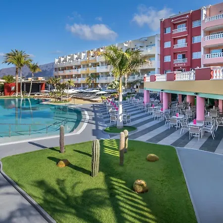 Servatur Isora Suites